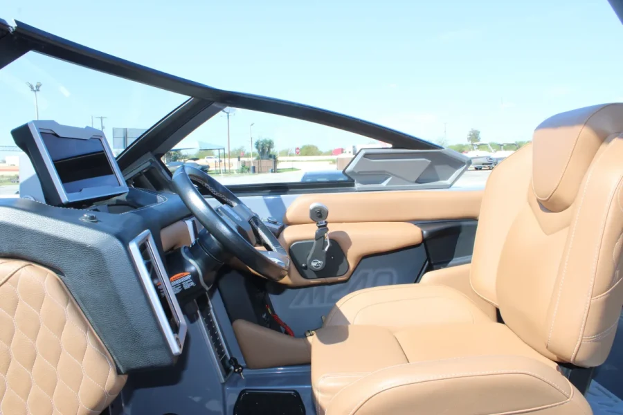 2022-malibu-m240-147287-image13.webp