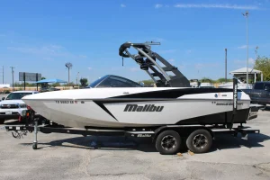 2018-malibu-wakesetter-vlx-147288-image4.webp
