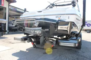 2018-malibu-wakesetter-vlx-147288-image8.webp