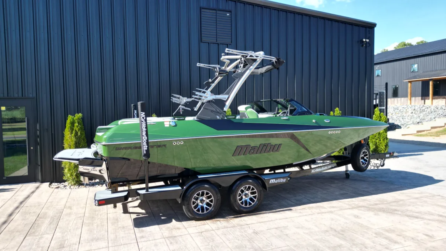 2021 Malibu Wakesetter 21 MLX