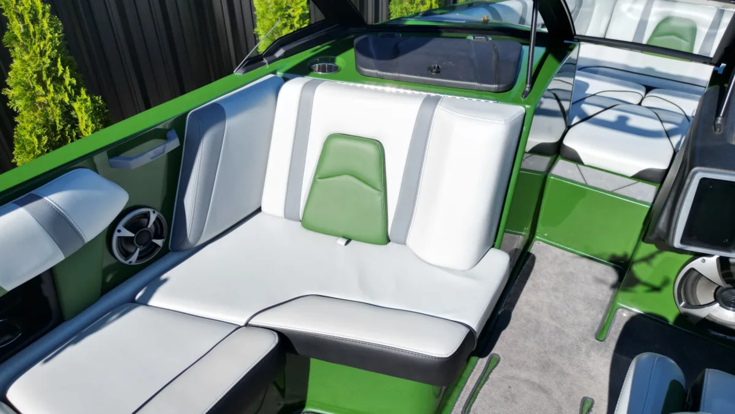 2021 Malibu Wakesetter 21 MLX