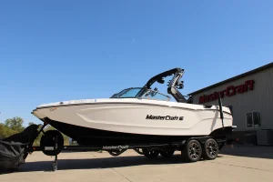 2022-mastercraft-xt24-147293-image2.webp