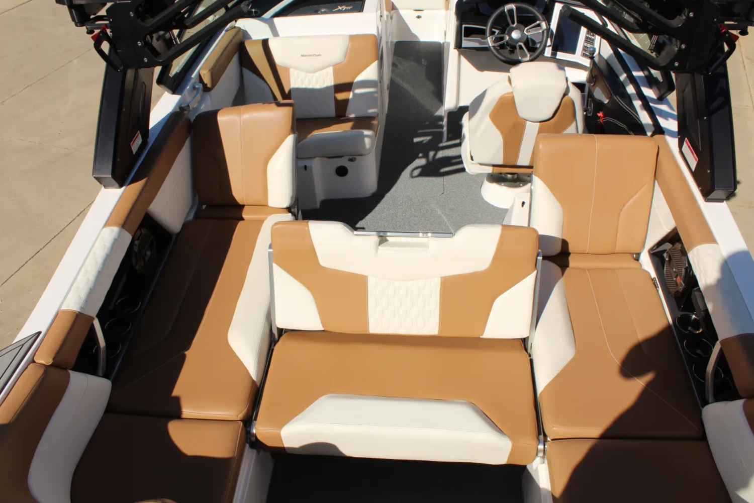 2022 Mastercraft XT24