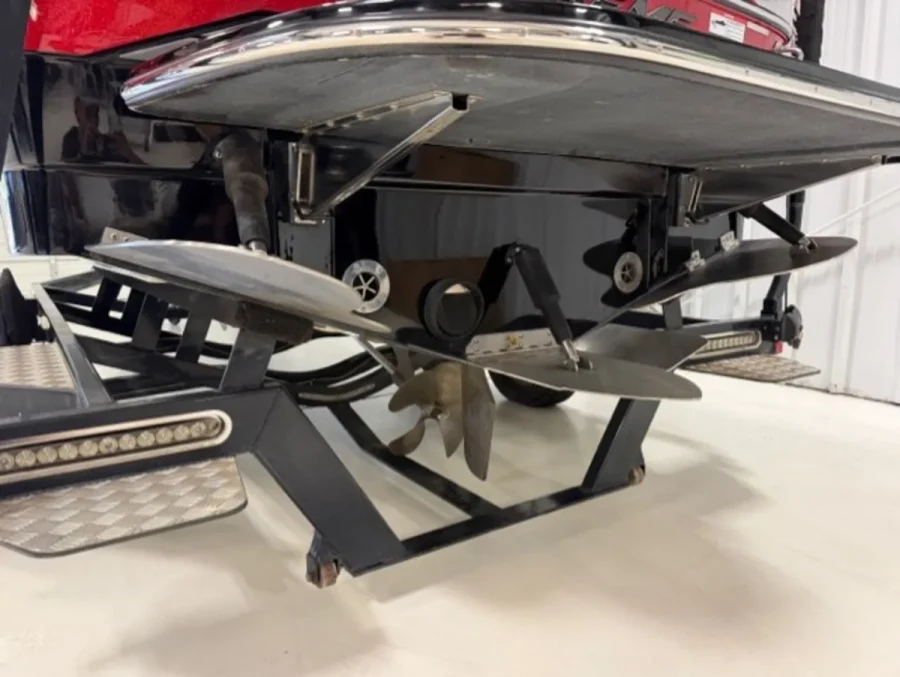 2018-supreme-s211-147299-image9.webp