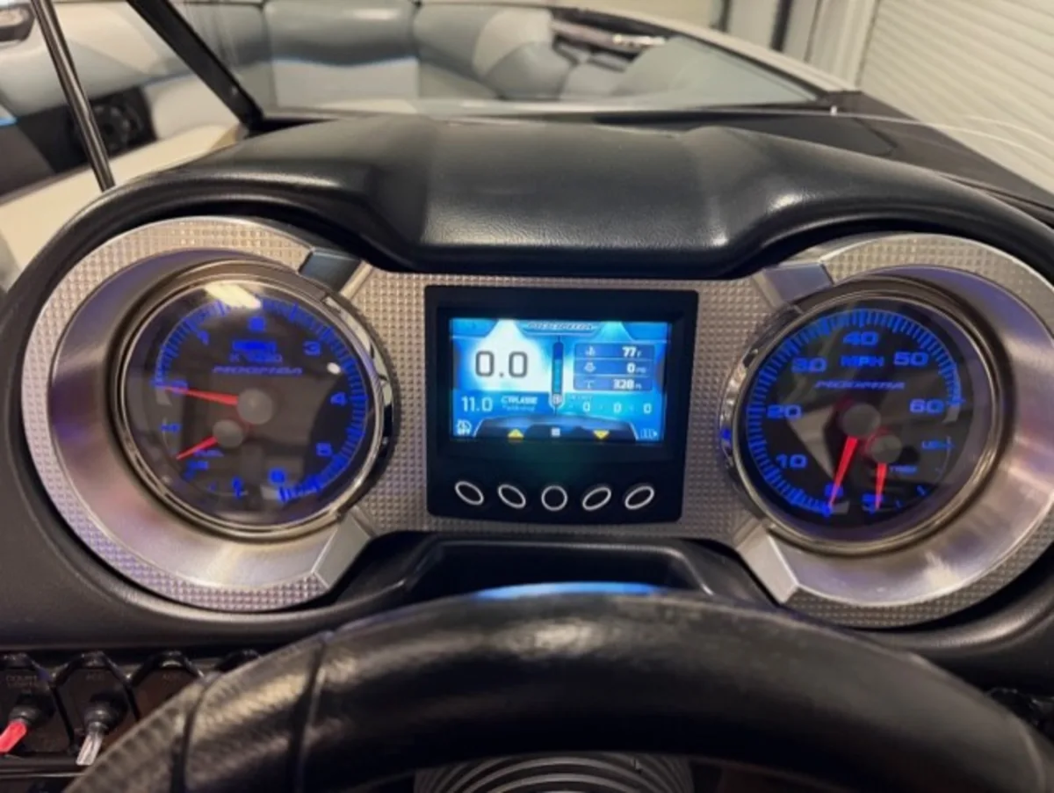 2018 MOOMBA CRAZ 