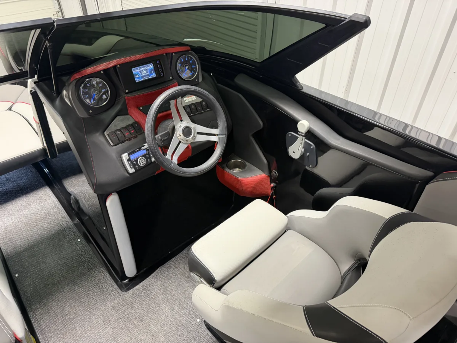 2018 Supreme S211