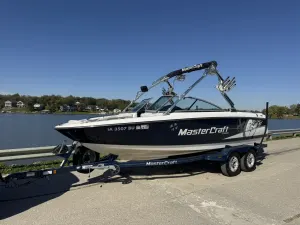 2008-mastercraft-x2-147315-image2_132950.webp