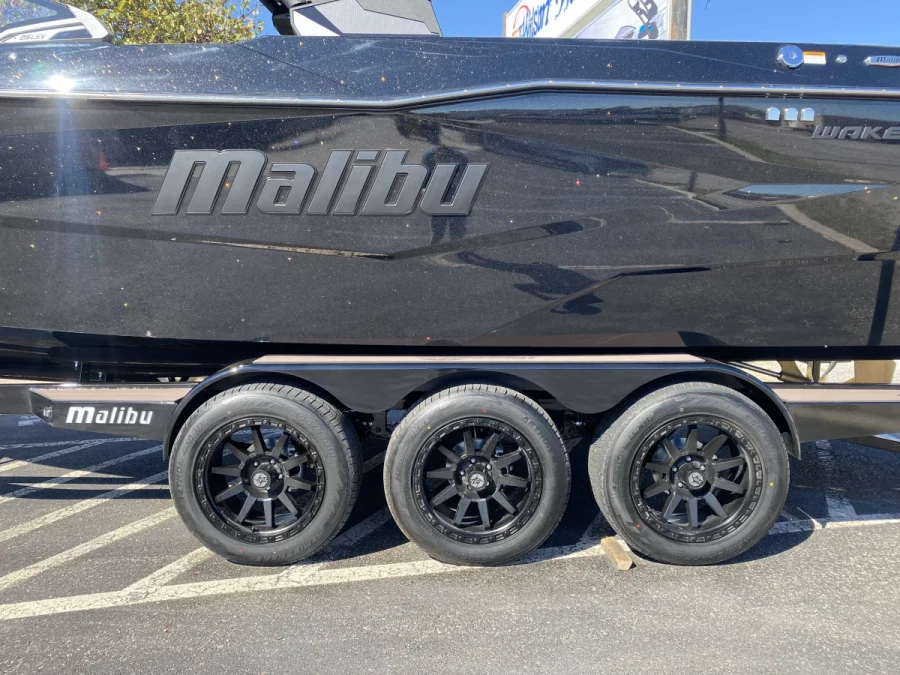 2027-malibu-wakesetter-25-lsv-147340-image28.webp
