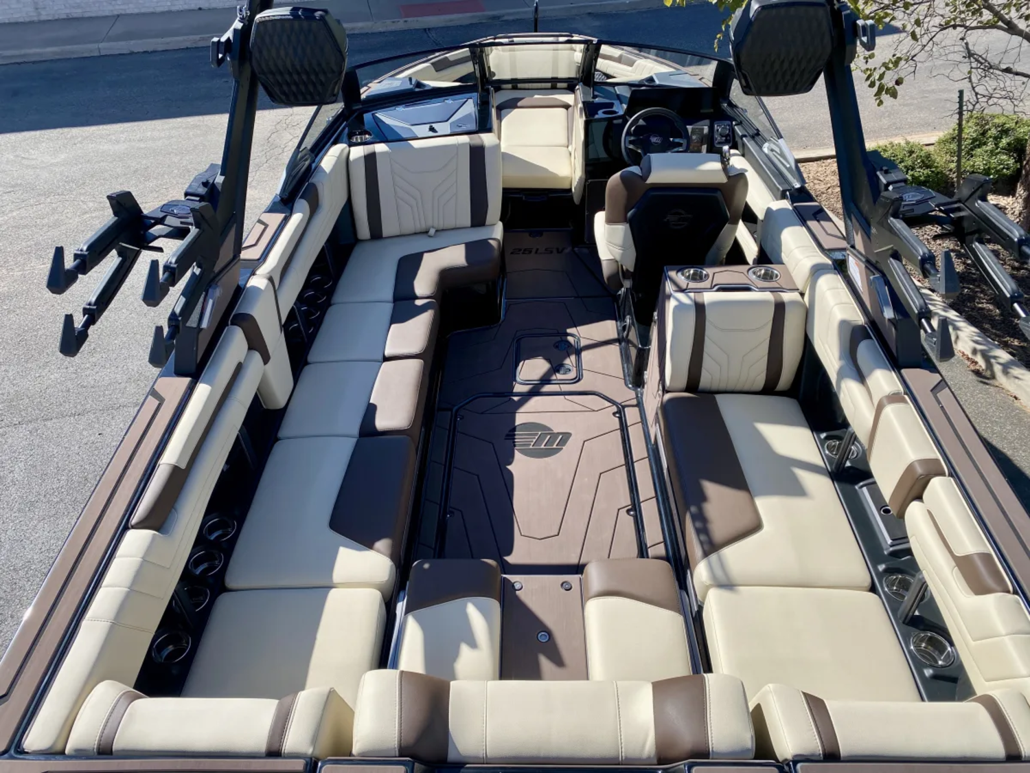 2027 Malibu Wakesetter 25 LSV
