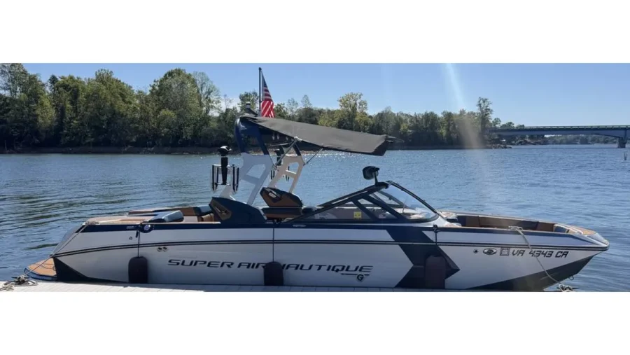 2017-nautique-g23-147341-image16.webp