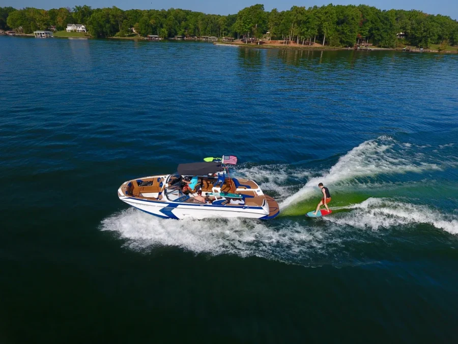 2017-nautique-g23-147341-image25.webp