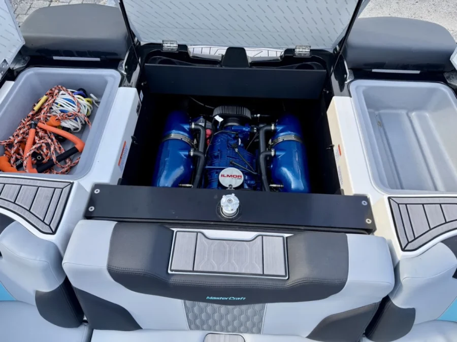 2023-mastercraft-xt22-147343-image14.webp