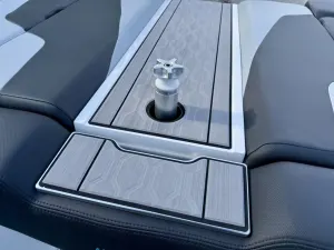2023-mastercraft-xt22-147343-image15.webp