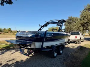 2006-malibu-wakesetter-23-lsv-147345-image2.webp