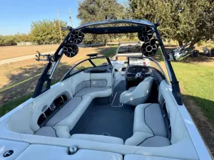 2006-malibu-wakesetter-23-lsv-147345-image7.webp