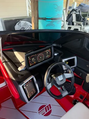 2023-malibu-wakesetter-22-lsv-147347-image1.webp