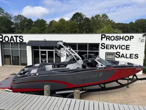 2016-mastercraft-x26-147355-image1.webp