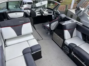2016-mastercraft-x26-147355-image11.webp