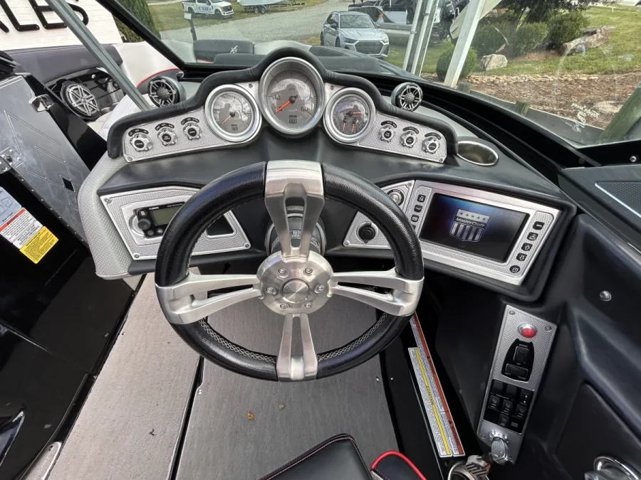 2016-mastercraft-x26-147355-image12.webp