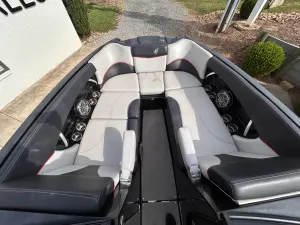 2016-mastercraft-x26-147355-image14.webp