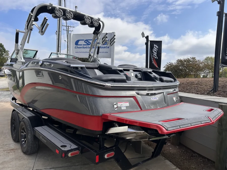 2016-mastercraft-x26-147355-image2.webp