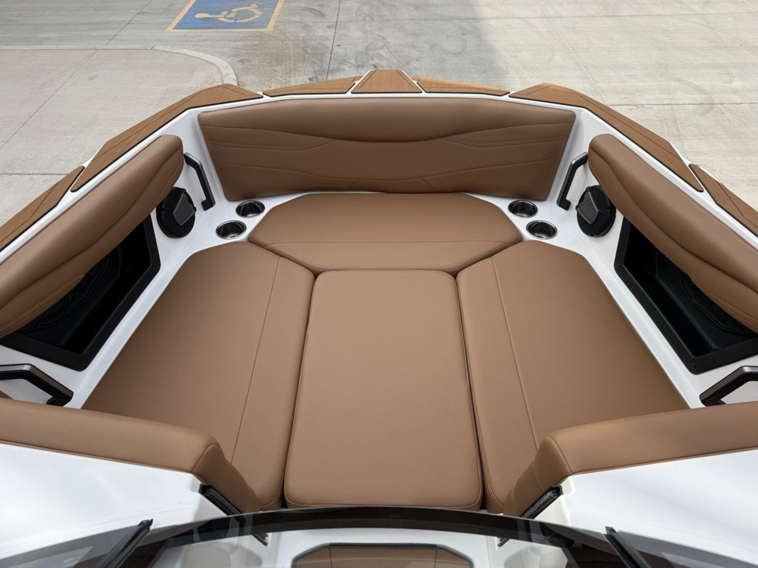 2025 Axis Wake Research A245