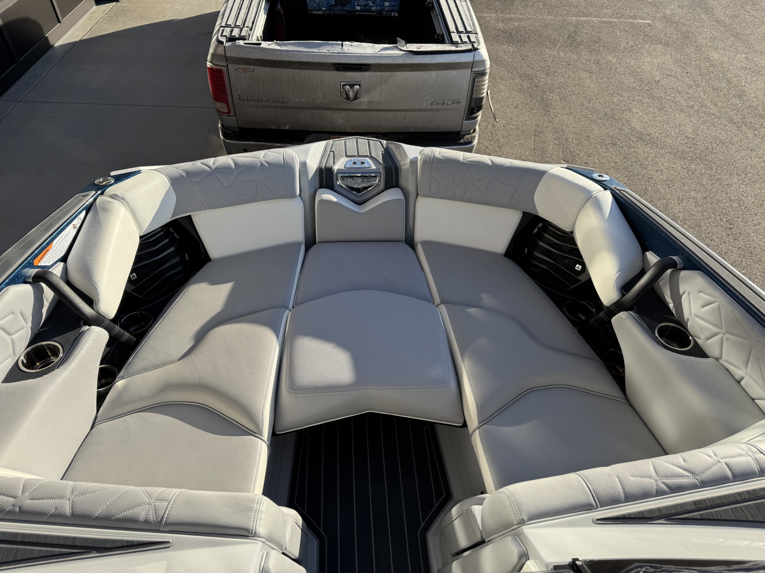 2022 Nautique Paragon G23