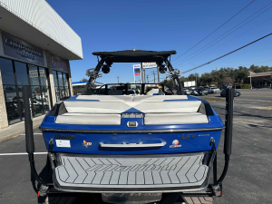 2017 Malibu Boats Wakesetter 23 LSV for sale in , 