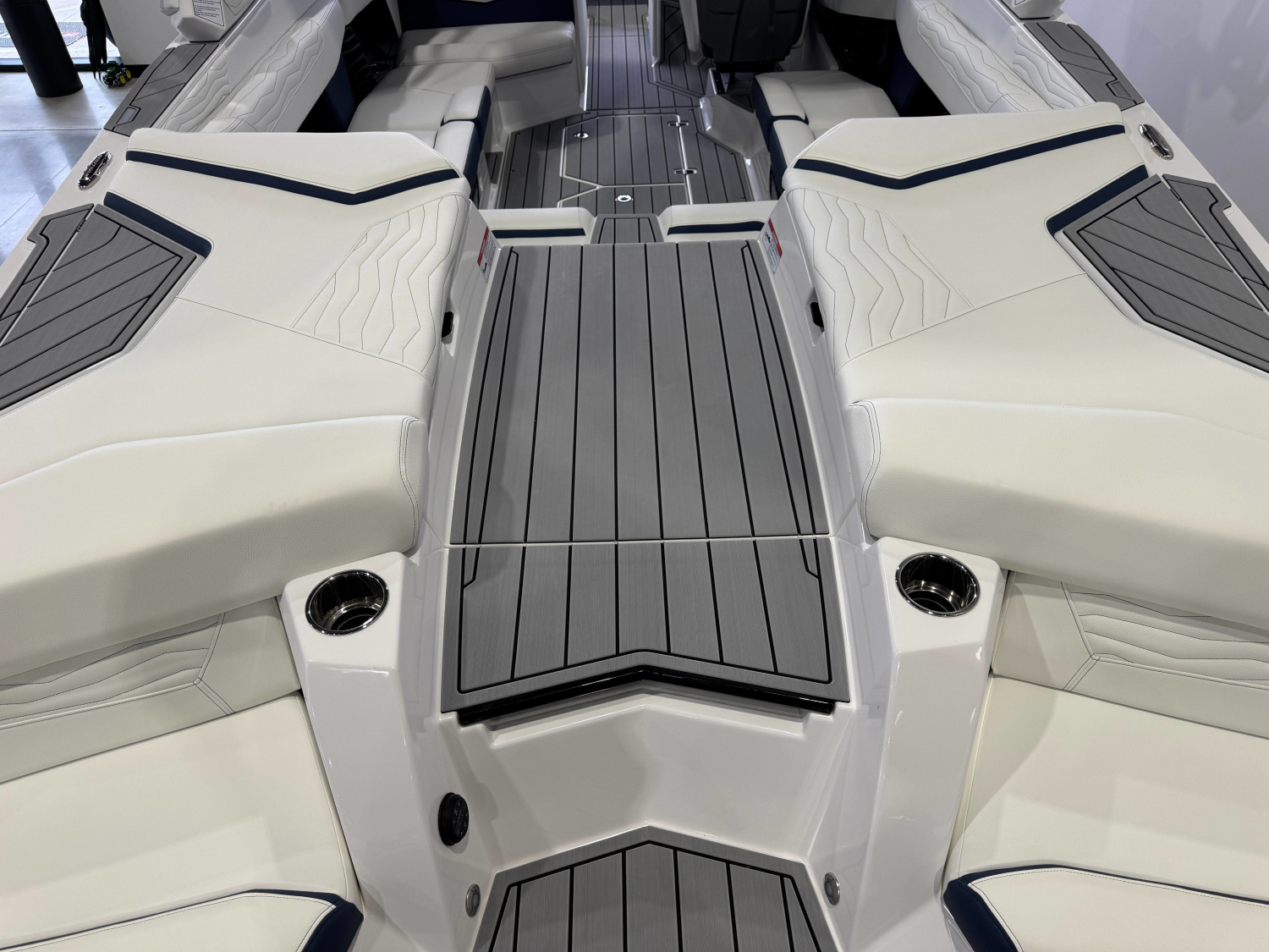 2025 Nautique Super Air Nautique G23
