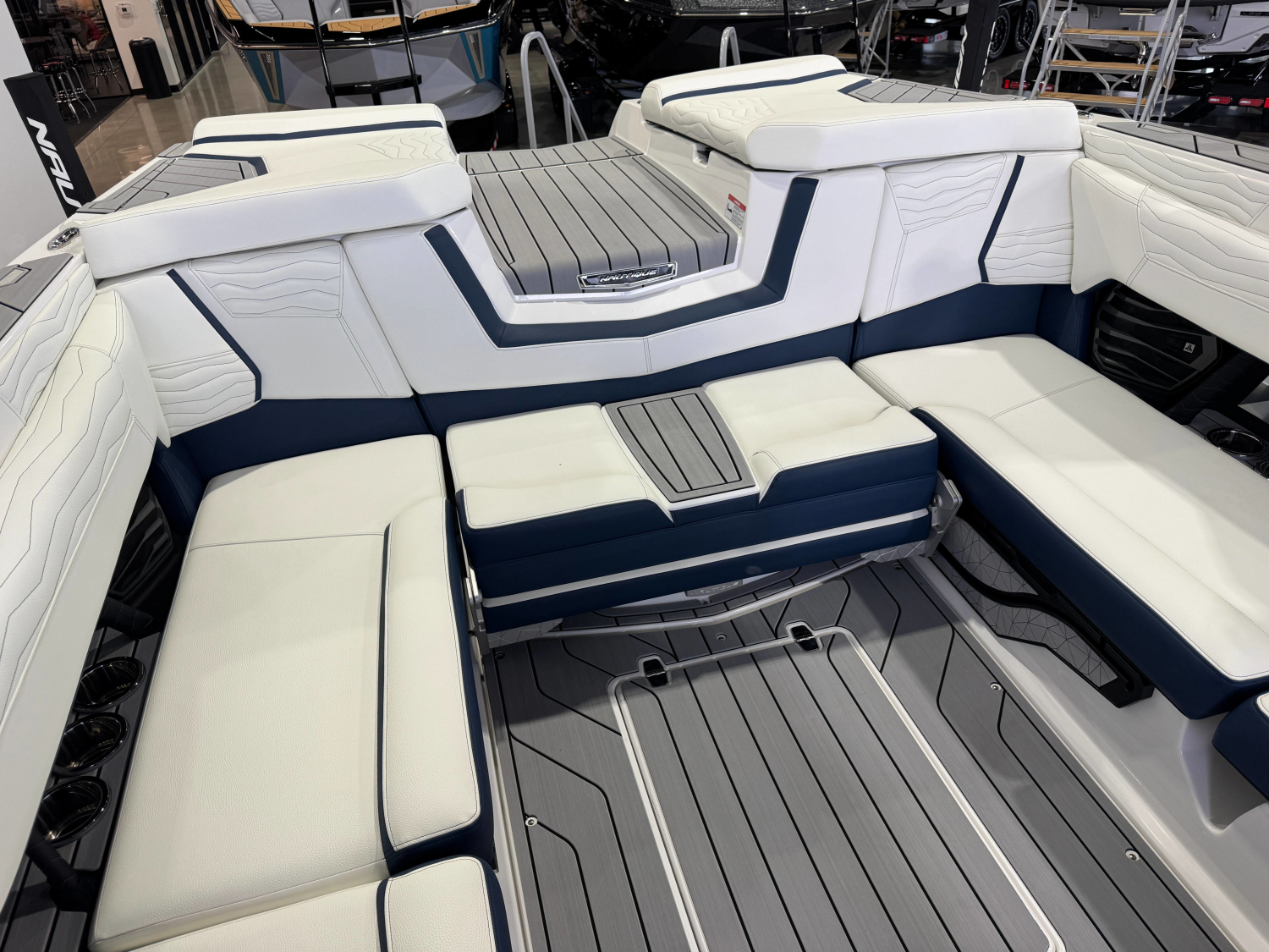 2025 Nautique Super Air Nautique G23