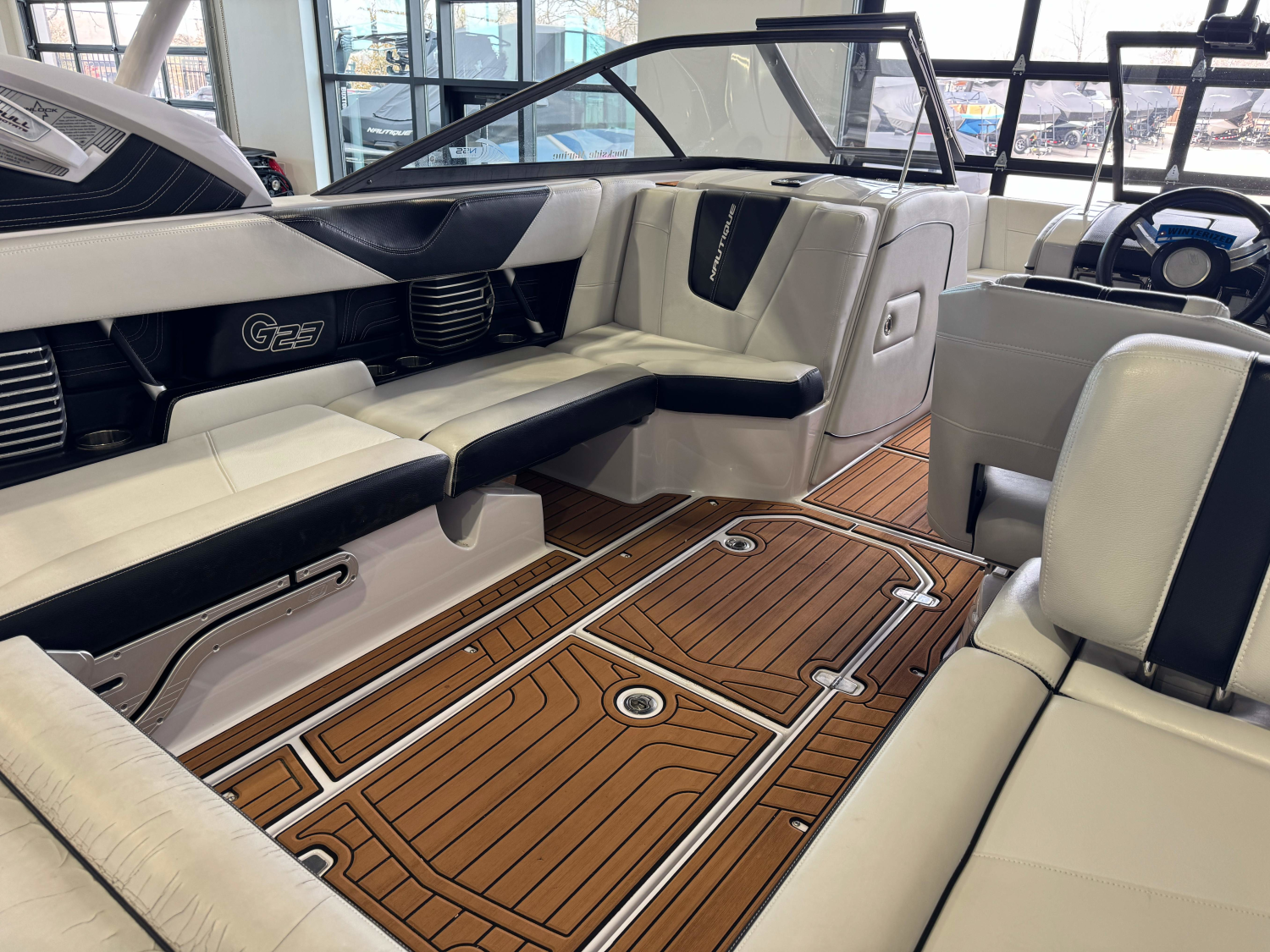 2015 Nautique Super Air Nautique G23