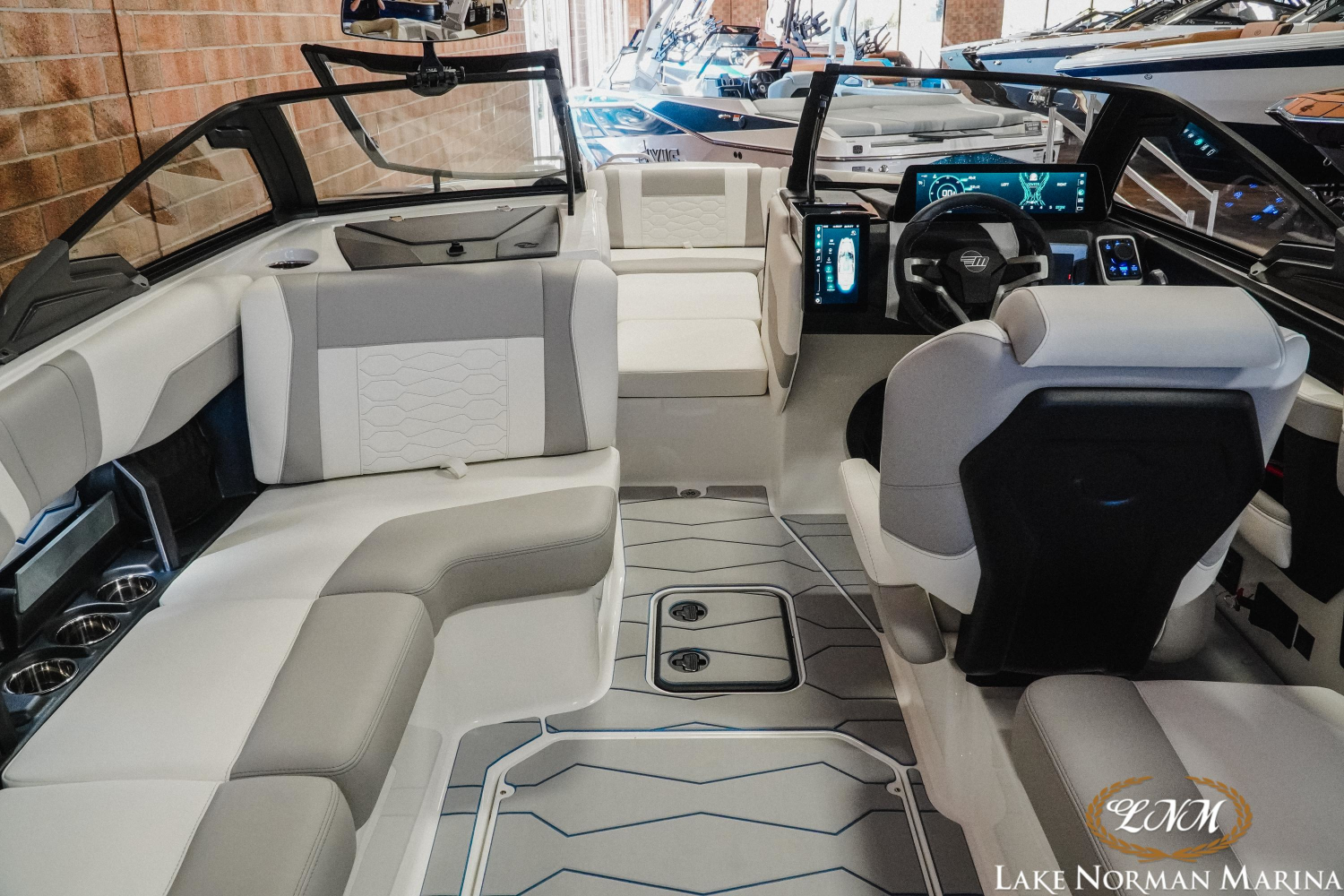 2026 Malibu 22 MXZ