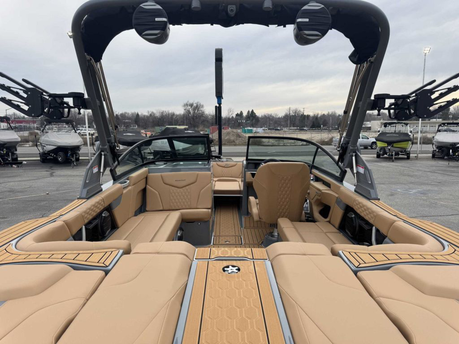 2026 Mastercraft XT23
