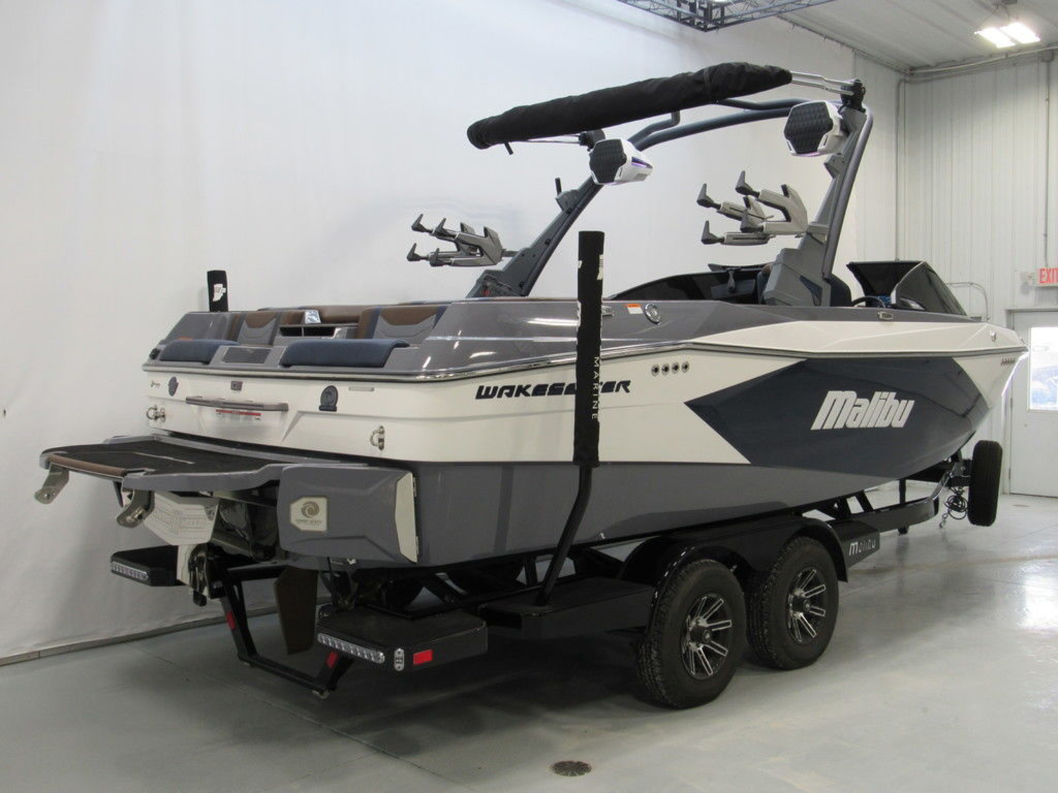 2025 Malibu Boats 23 LSV