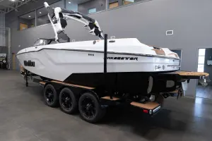 2026-malibu-wakesetter-24-mxz-123219-image3