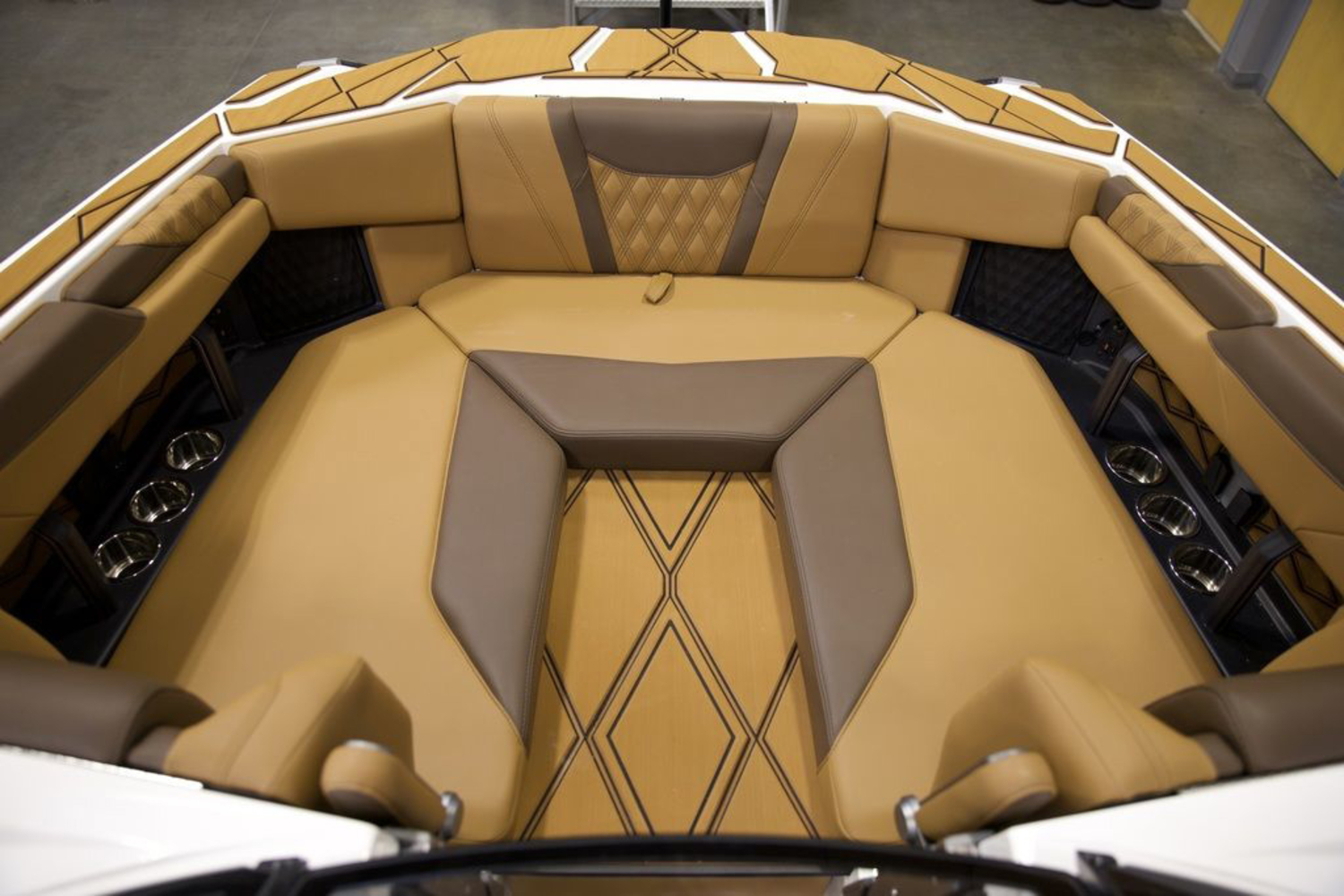 2026 Malibu Boats M230