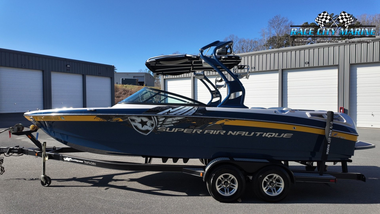 2010 Nautique 230