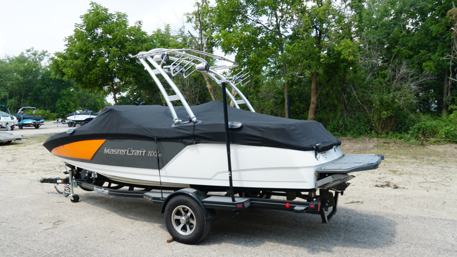 2017 MasterCraft NXT 20