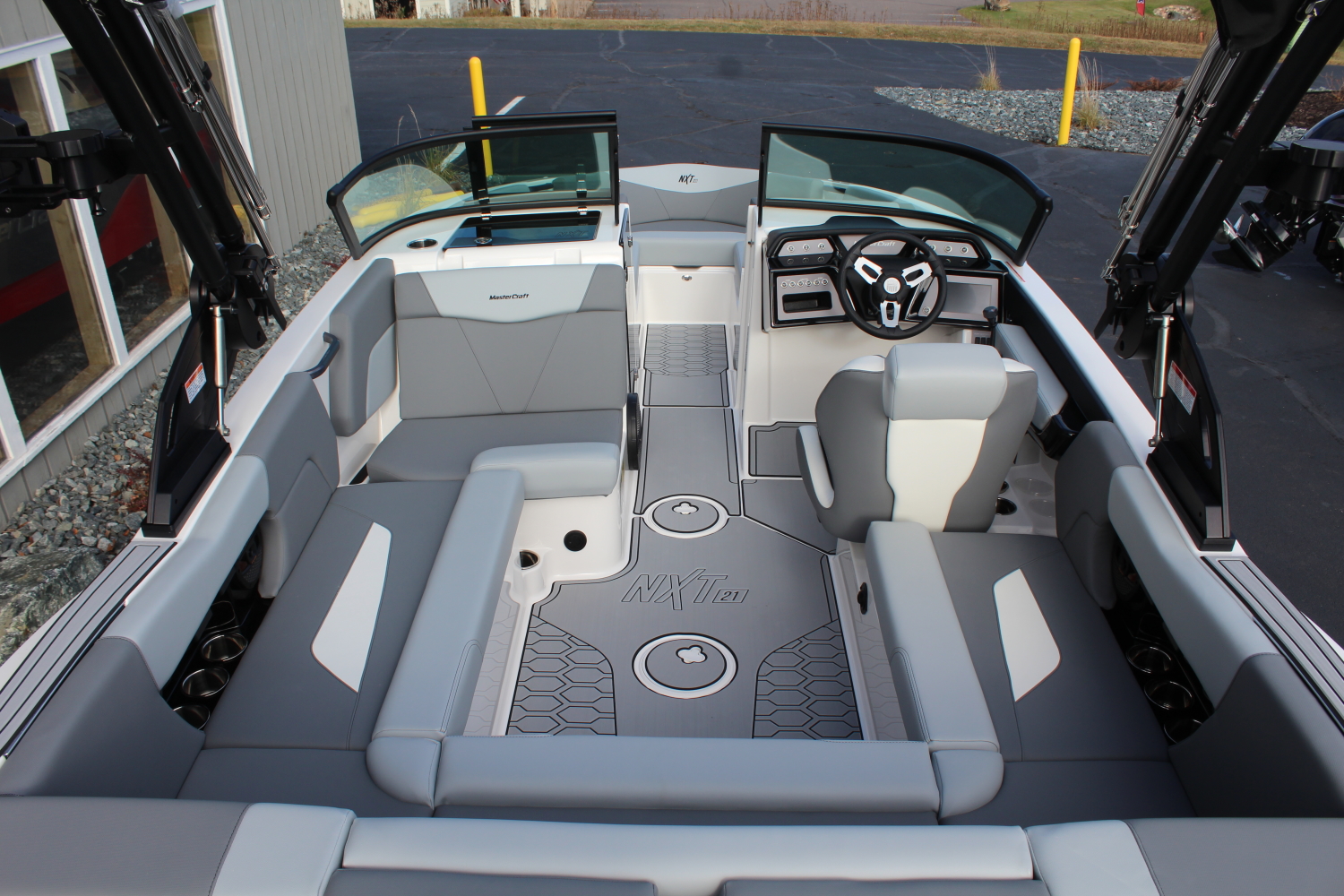 2025 MasterCraft NXT21