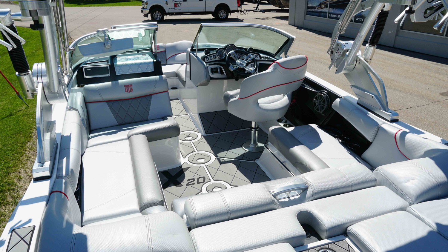 2015 MasterCraft X20