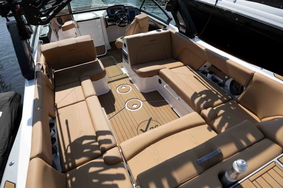 2022-mastercraft-x26-123290-image28