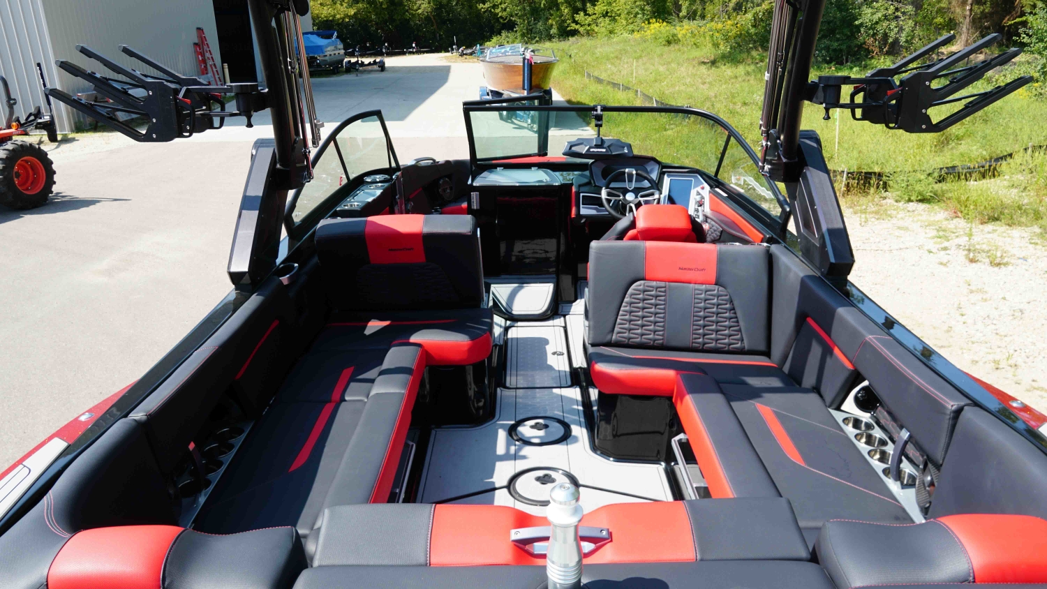 2022 MasterCraft X26