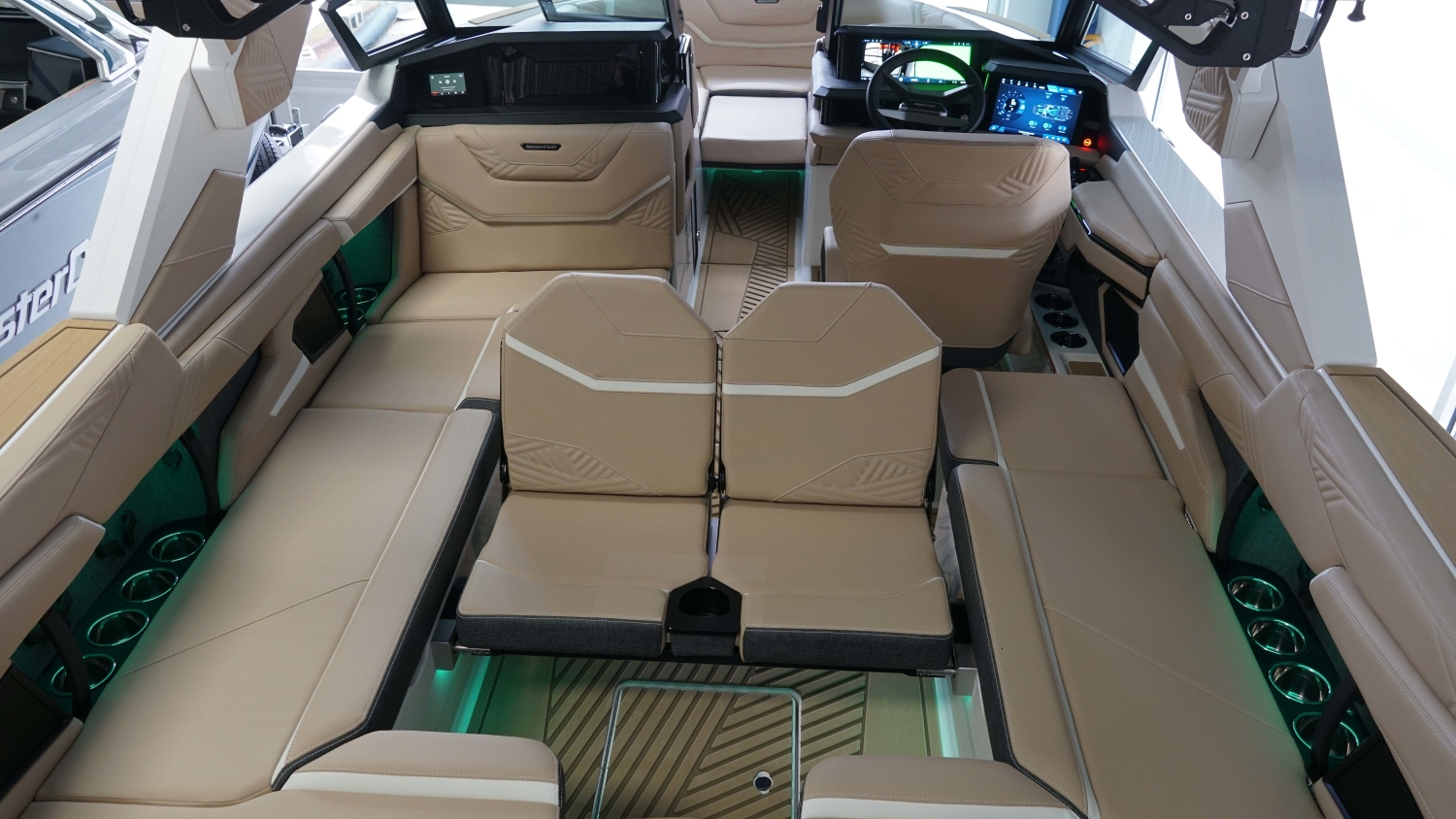 2025 MasterCraft XStar 23