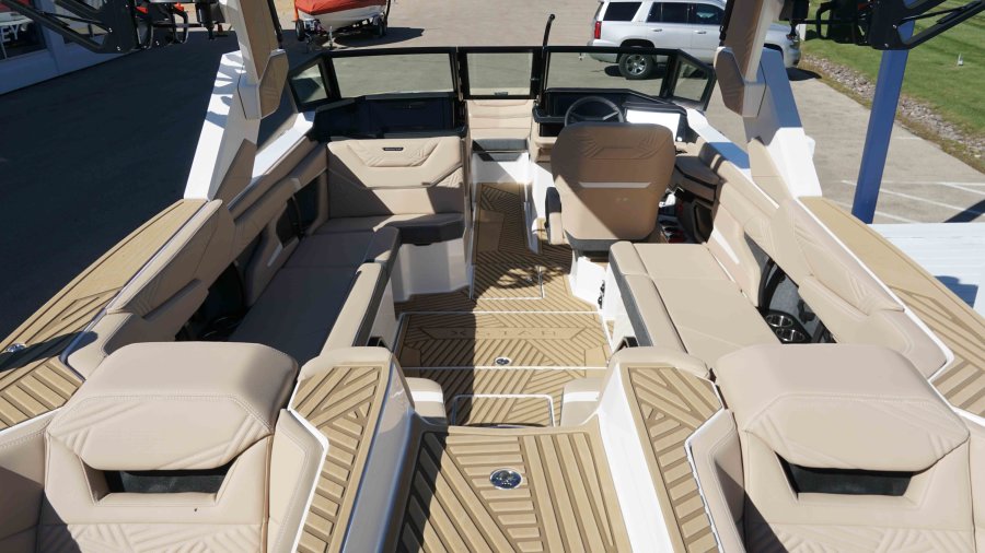 2025-mastercraft-x-star-123292-image9