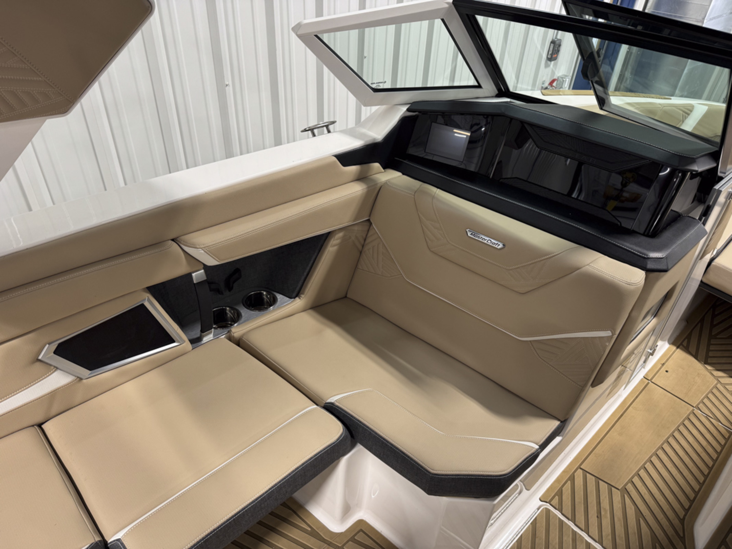 2025 MasterCraft XSTAR 23
