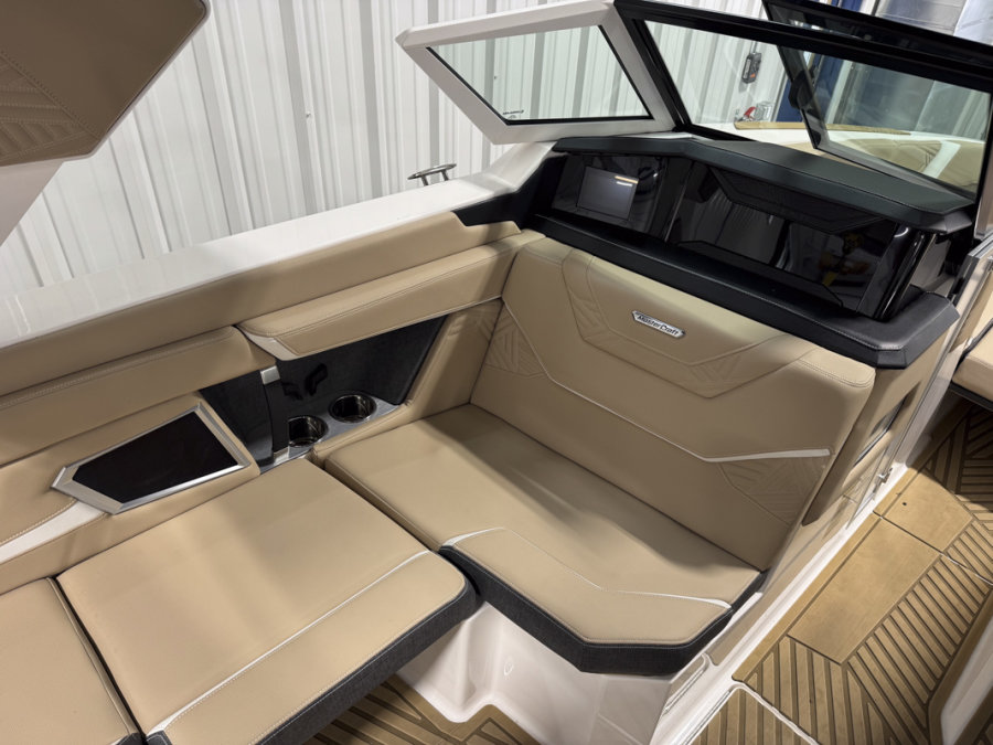 2025-mastercraft-x-star-123293-image17