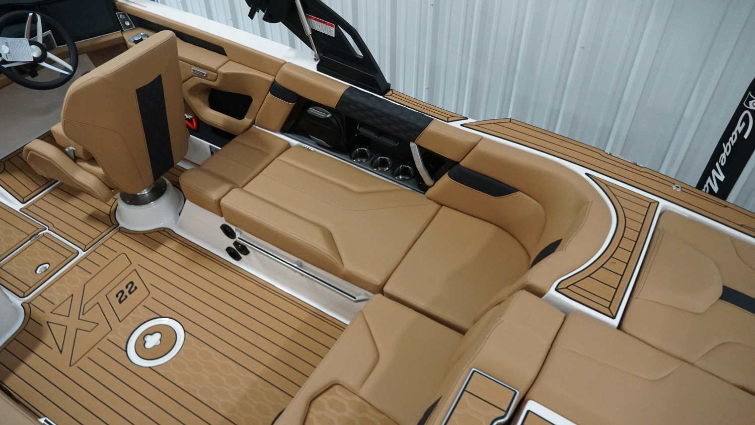 2026 MasterCraft XT22
