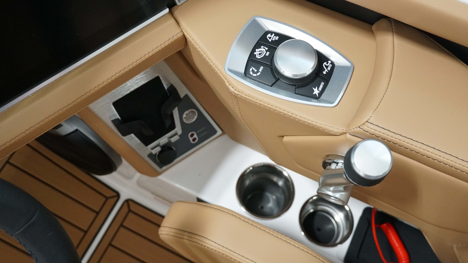 2026 MasterCraft XT22