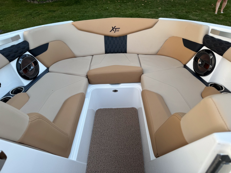 2022 Mastercraft Boats XT22 for sale in , 