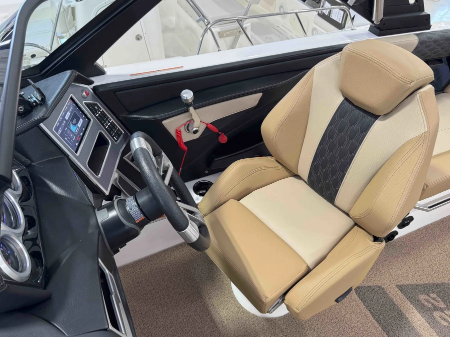 2022 Mastercraft Boats XT22 for sale in , 